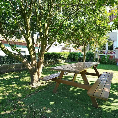 Casa Con Jardin En Holiday home