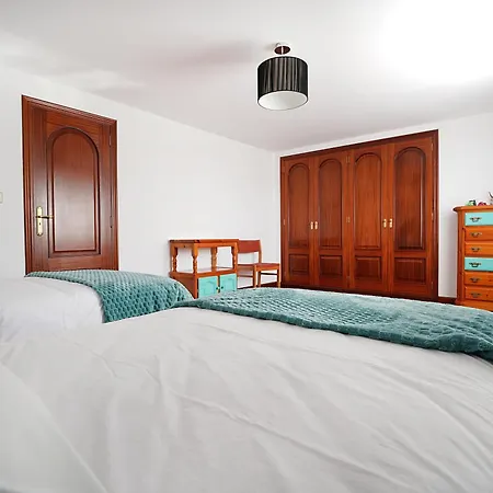 Casa Con Jardin En Holiday home